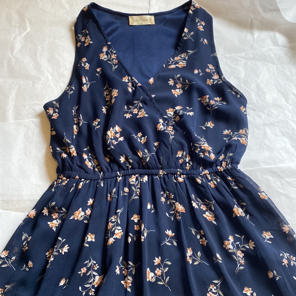 Altar’s state Navy Tank High low dress